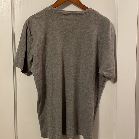 Banana Republic T - Picture 2 of 3